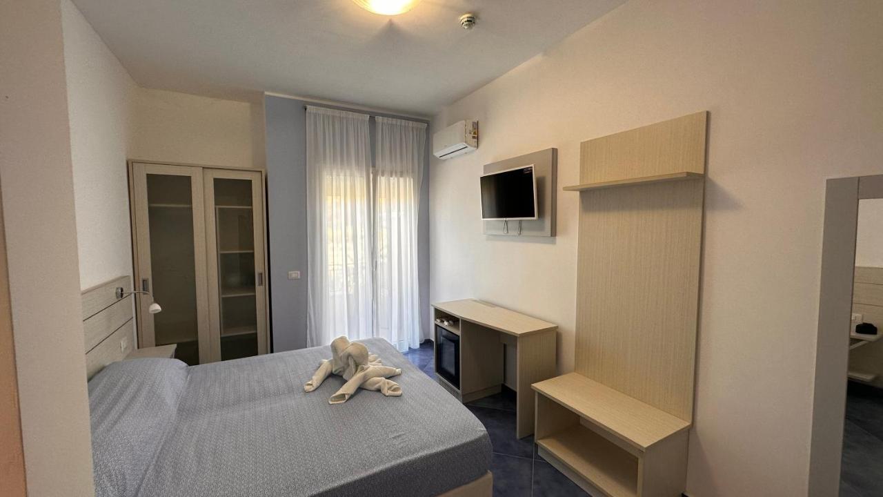 Hotel La Giara แซมโบรเน ภายนอก รูปภาพ