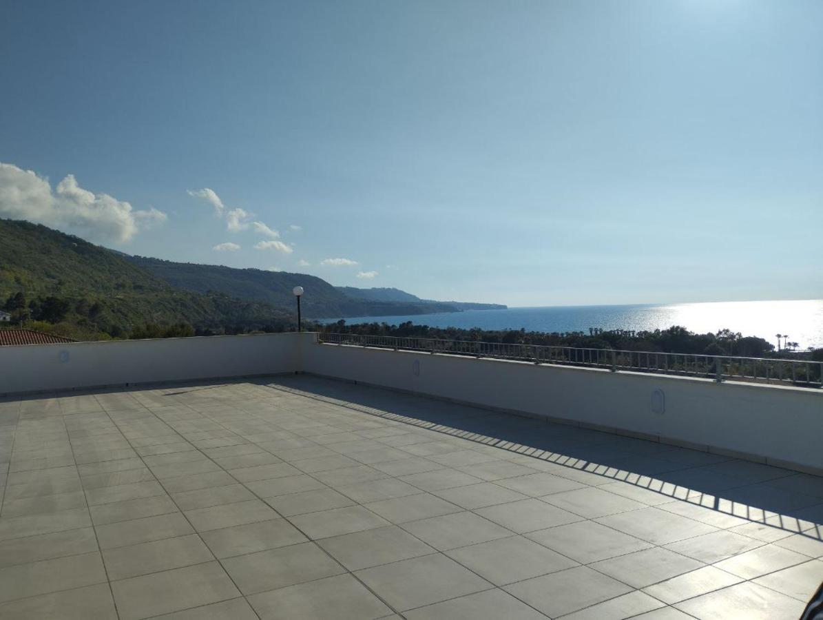 Hotel La Giara แซมโบรเน ภายนอก รูปภาพ